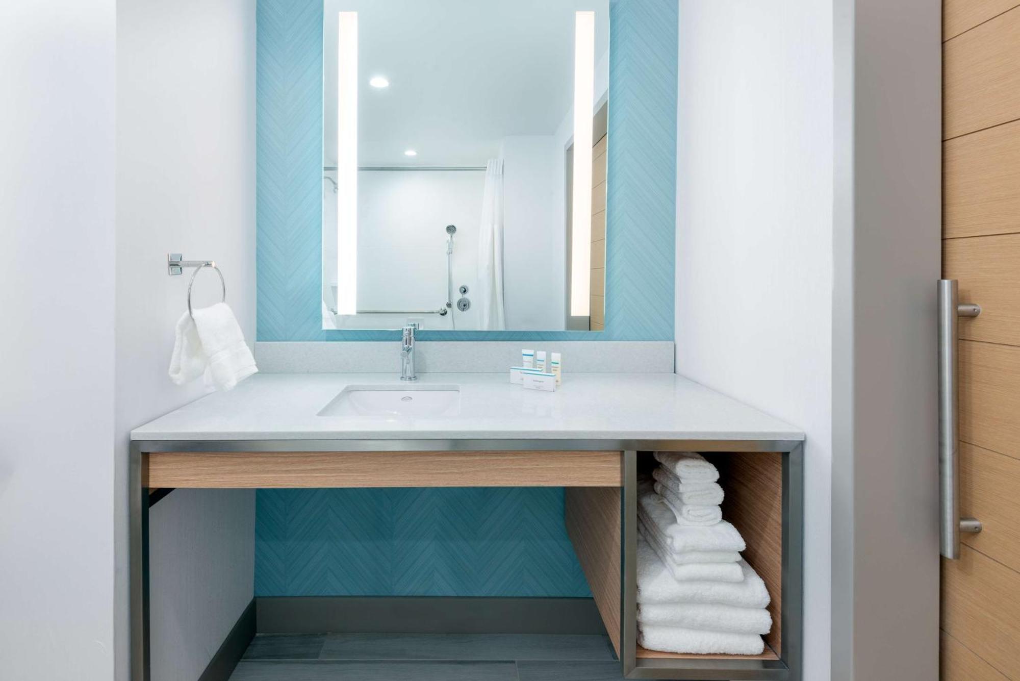 Hilton Garden Inn Panama City Airport, Fl Ngoại thất bức ảnh